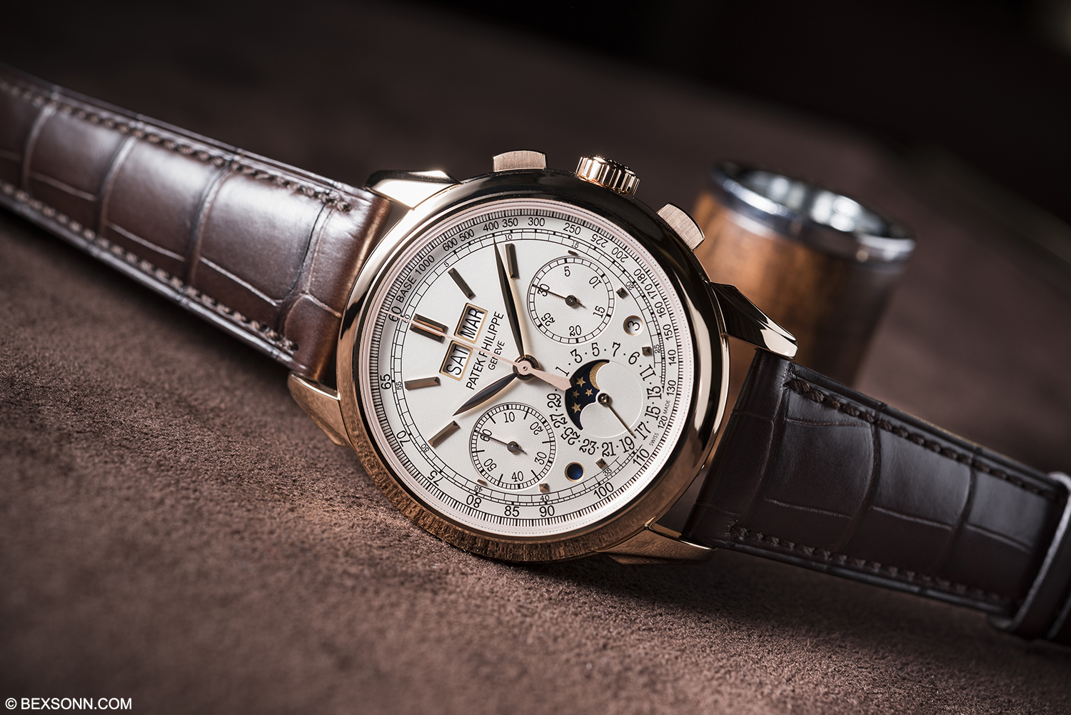 Hands-on With the New Patek Philippe 5270R Perpetual Calendar Moon ...