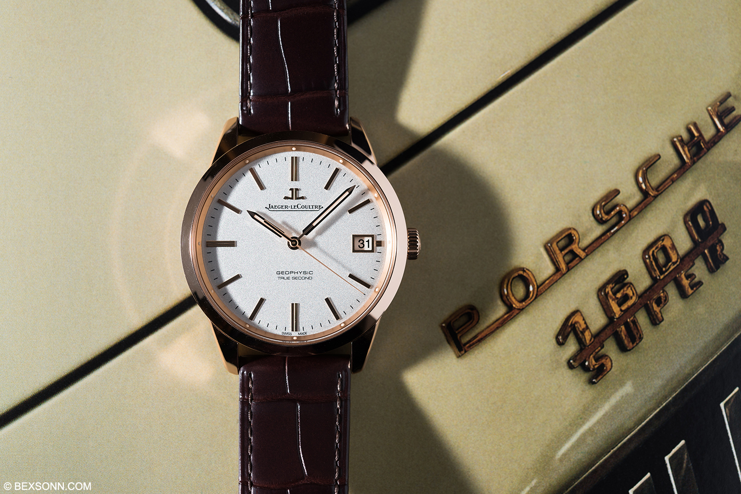 Introducing the Jaeger LeCoultre Geophysic True Second Live