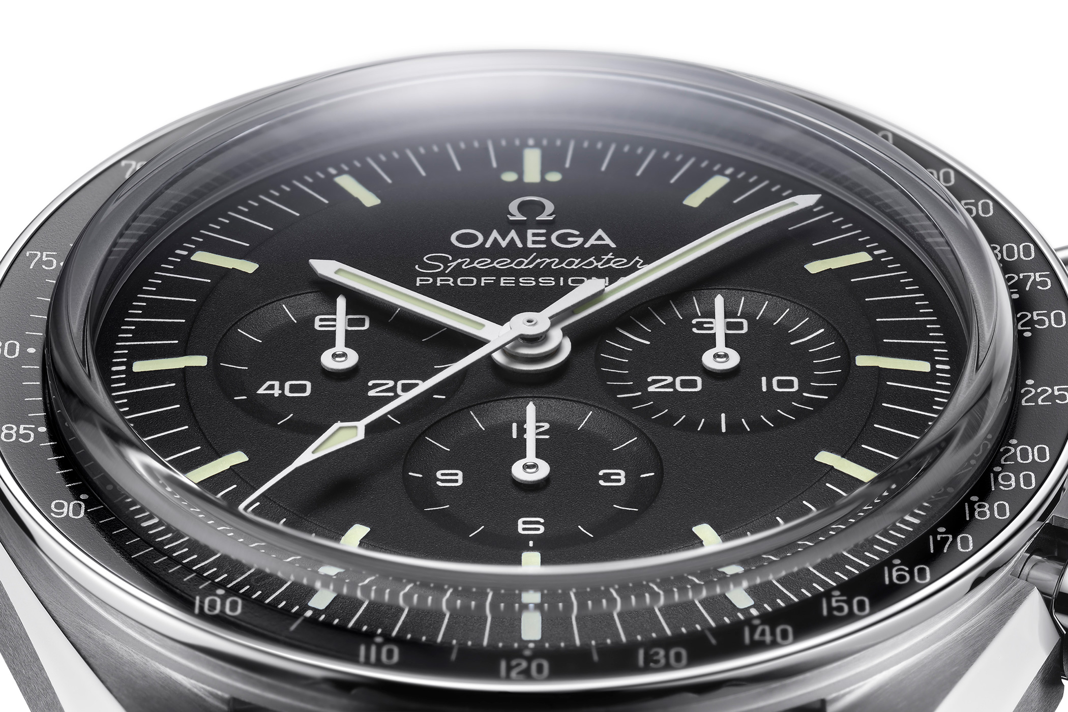 omega speedmaster second hand not moving