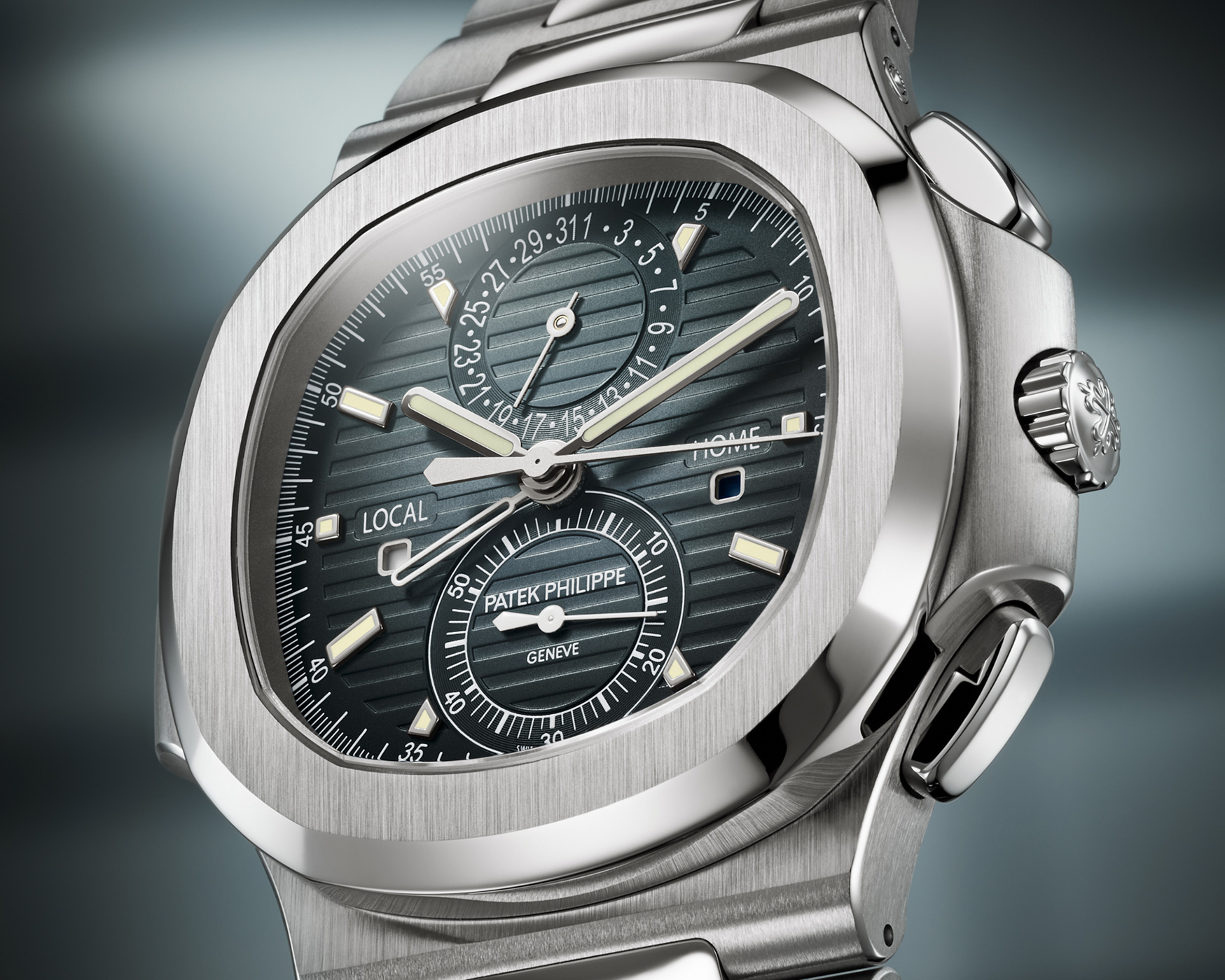 Patek philippe nautilus on sale travel time chronograph